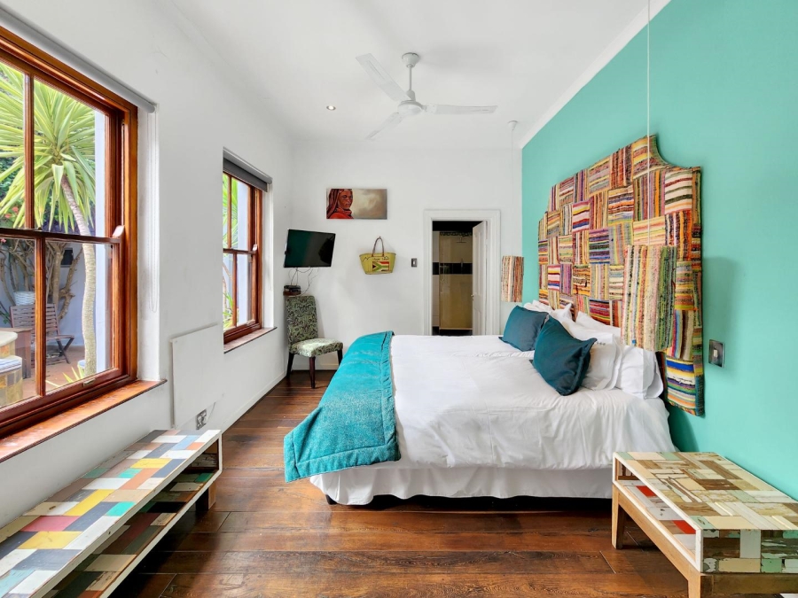 3 Bedroom Property for Sale in Sea Point Western Cape